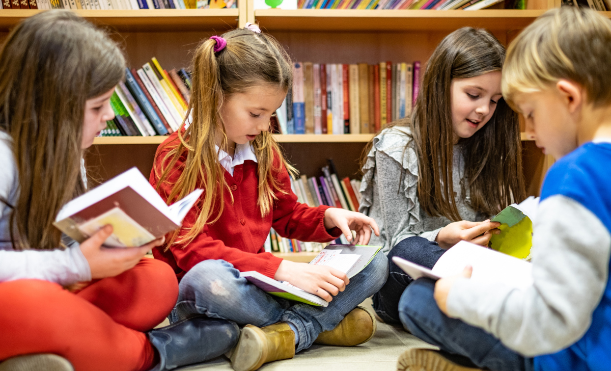 Children Reading